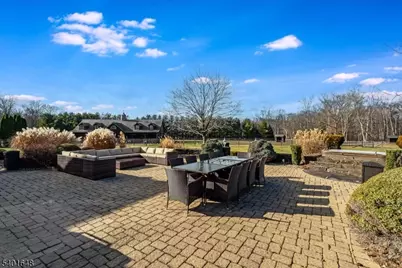 240 Oak Grove Rd, Franklin Township, NJ 08867 - Photo 32