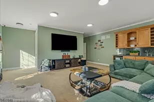 240 Oak Grove Rd, Franklin Township, NJ 08867 - Photo 18