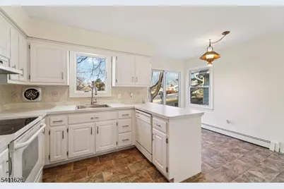 30 Scenic Dr, Green Township, NJ 07821 - Photo 6