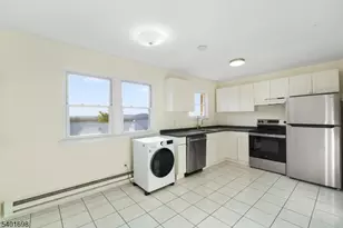 322 Richard Mine Rd F, Rockaway Township, NJ 07885 - Photo 6