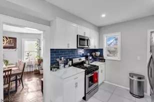 320 Pine St, Roselle, NJ 07203 - Photo 10