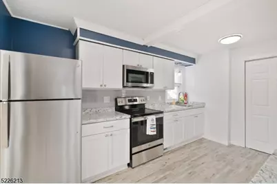 21 Ledgewood Ave, Netcong, NJ 07857 - Photo 10