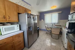 21 Pilgrim Ct, Bloomfield, NJ 07003 - Photo 12