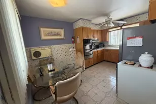 21 Pilgrim Ct, Bloomfield, NJ 07003 - Photo 10