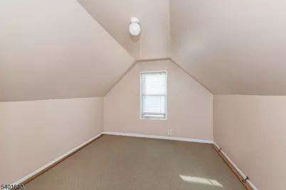 18 Van Rensselear St, Belleville, NJ 07109 - Photo 16