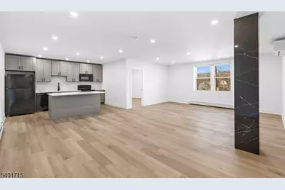 556 Main St #2, Orange, NJ 07050 - Photo 4