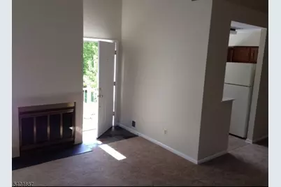 16 Stevens Court, Bedminster Township, NJ 07921 - Photo 4