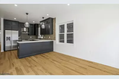 11 Voorhees St, Newark, NJ 07108 - Photo 6