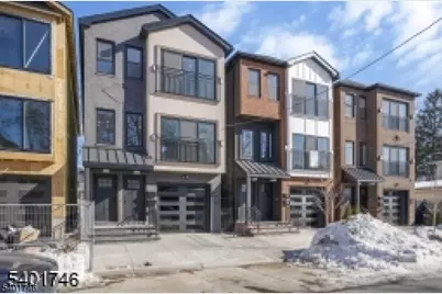 11 Voorhees St, Newark, NJ 07108 - Photo 38