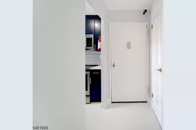 377 S Harrison St #8L, East Orange, NJ 07018 - Photo 16