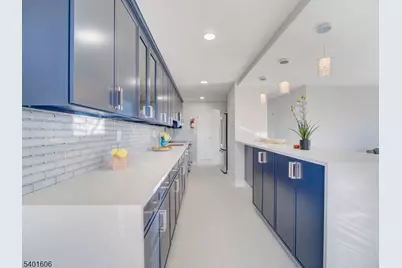 377 S Harrison St #8L, East Orange, NJ 07018 - Photo 6