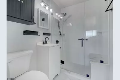 377 S Harrison St #16O, East Orange, NJ 07018 - Photo 2