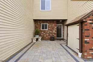 10 Coventry Ct, Old Bridge Township, NJ 07747 - Photo 2