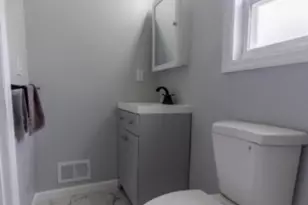 301 Duer St, North Plainfield, NJ 07060 - Photo 8