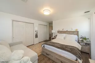 19 Crystal Ln, Paterson, NJ 07501 - Photo 20