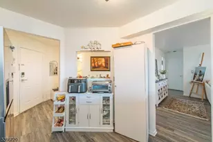 19 Crystal Ln, Paterson, NJ 07501 - Photo 6