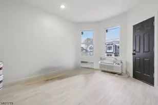 540 E 25th St, Paterson, NJ 07514 - Photo 10