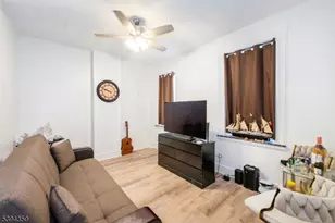 606 59th St, West New York, NJ 07093 - Photo 2