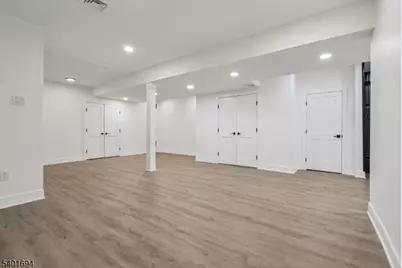 23 Meadow Ln, Sparta Township, NJ 07871 - Photo 20