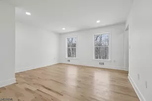 23 Meadow Ln, Sparta Township, NJ 07871 - Photo 12