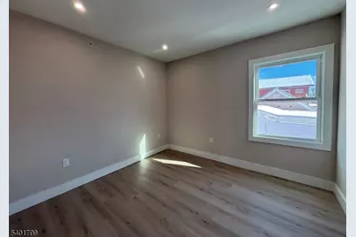 136 Elm St #603, Newark, NJ 07105 - Photo 6