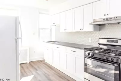 23 Lincoln Pl #2, Garfield, NJ 07026 - Photo 2