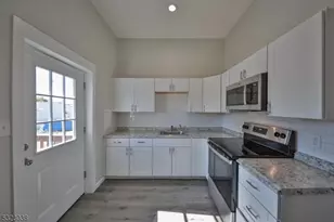 427 E Central Ave, Alpha, NJ 08865 - Photo 2