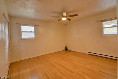 295 N Park St, East Orange, NJ 07017 - Photo 22