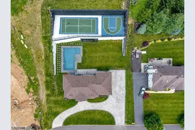 125 Hamilton Trl, Totowa, NJ 07512 - Photo 2