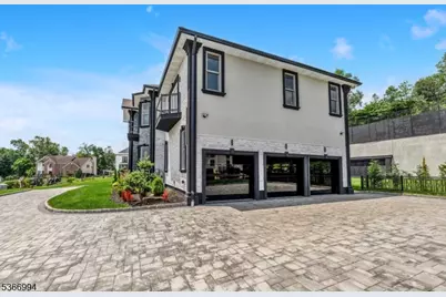 125 Hamilton Trl, Totowa, NJ 07512 - Photo 6