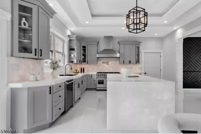 125 Hamilton Trl, Totowa, NJ 07512 - Photo 14