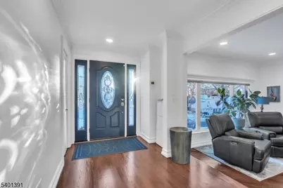 33 Highland Ave, Maplewood, NJ 07040 - Photo 2