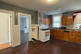 107 Melville Pl, Irvington, NJ 07111 - Photo 2