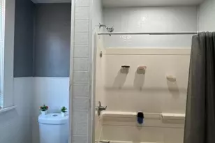 107 Melville Pl, Irvington, NJ 07111 - Photo 8