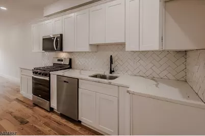 29 Kent St, Newark, NJ 07108 - Photo 2