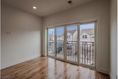 29 Kent St, Newark, NJ 07108 - Photo 10
