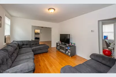 65 Grove St, Bloomfield, NJ 07003 - Photo 22