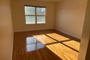 412 W Grand St, Elizabeth, NJ 07202 - Photo 4