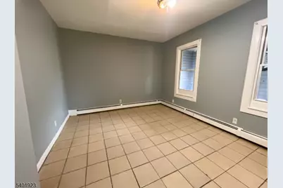339 Howe Ave, Passaic, NJ 07055 - Photo 10