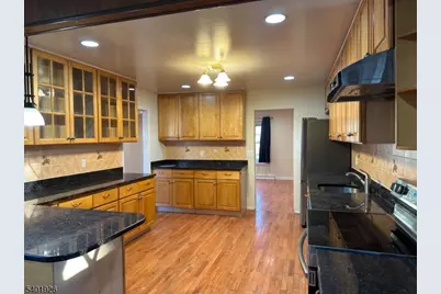 244 Olivia St, Ridgewood, NJ 07450 - Photo 10