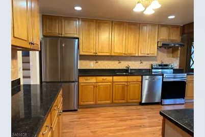 244 Olivia St, Ridgewood, NJ 07450 - Photo 8