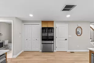 652 W Broad St, Westfield, NJ 07090 - Photo 8