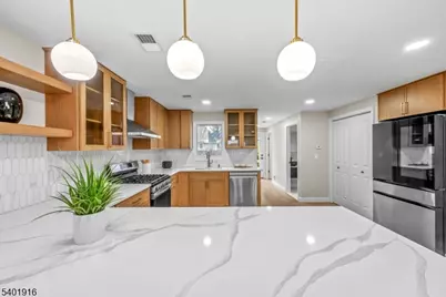 652 W Broad St, Westfield, NJ 07090 - Photo 6