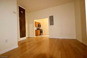 14 Wainwright St, Newark, NJ 07112 - Photo 2