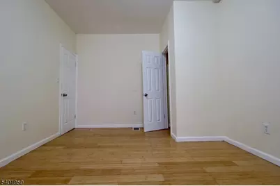 14 Wainwright St #1, Newark, NJ 07112 - Photo 12