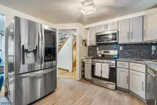 2611 N Wood Ave, Linden, NJ 07036 - Photo 10