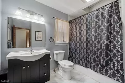 2611 N Wood Ave, Linden, NJ 07036 - Photo 24