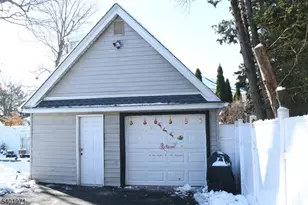 2611 N Wood Ave, Linden, NJ 07036 - Photo 18