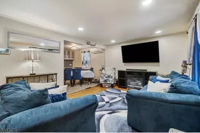 2611 N Wood Ave, Linden, NJ 07036 - Photo 14