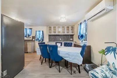 2611 N Wood Ave, Linden, NJ 07036 - Photo 12